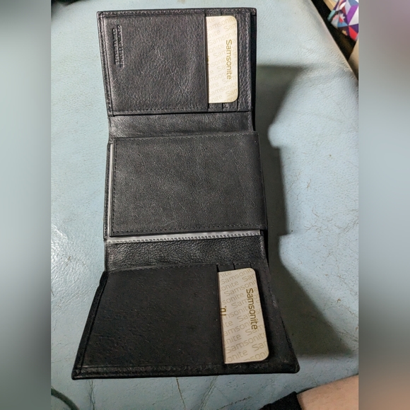 Samsonite Men's Trifold Wallet - Picture 3 of 5